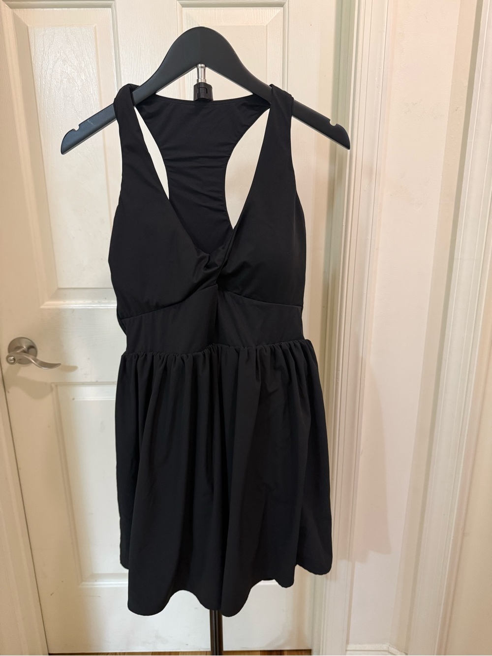HALARA Black Twist-Front Racerback Romper Dress